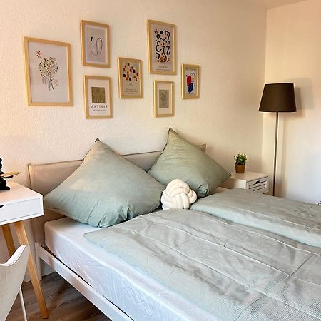 Modernes Designer-Apartment Fuer 7 Gaeste - 80Qm In Zentraler Lage, Self-Check-In 卡尔斯鲁厄 外观 照片