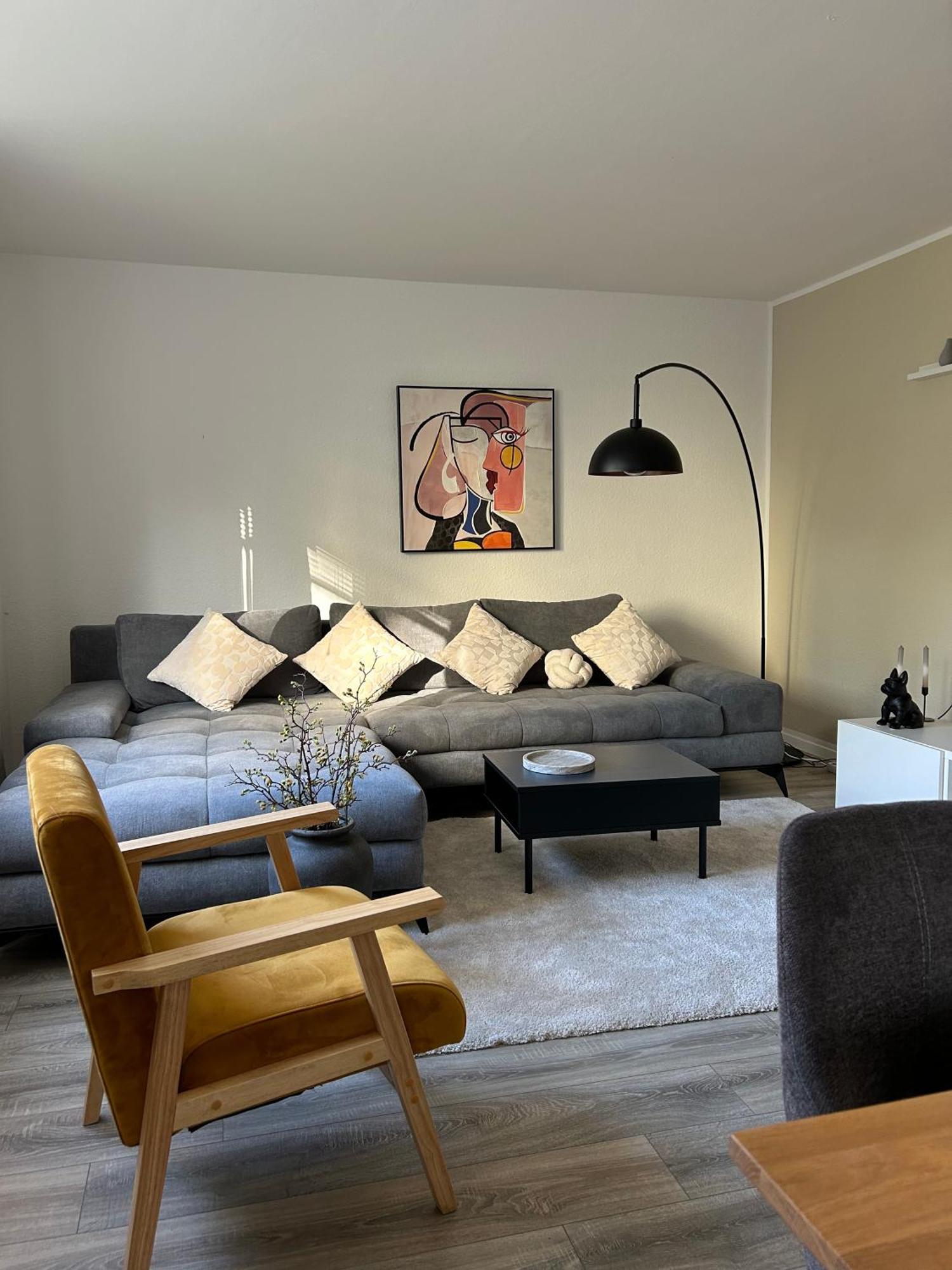 Modernes Designer-Apartment Fuer 7 Gaeste - 80Qm In Zentraler Lage, Self-Check-In 卡尔斯鲁厄 外观 照片